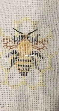 Honey Bee - La Selva Design