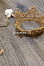 Crocheted crown