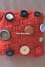 Pillow with buttons