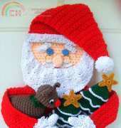 Crochet Village - Donna Harelik - CV028 Believe Santa Door Hanging
