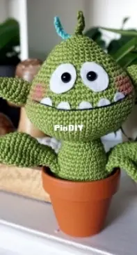 Frollein Haekelfein - Daniela Bonicke - Gisbert the Carnivorous Plant - Fleischfressende Pflanze Gisbert - German - Free