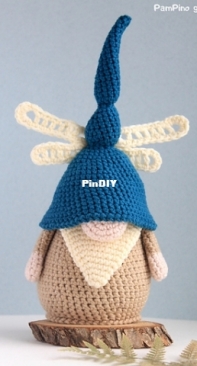 Pam Pino Design - Nazeli Mkrtchyan-Tadevosyan - Dragonfly Gnome