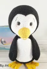 Sweet Oddity Art - Carolyne Brodie - Puck the Penguin Crochet Pattern