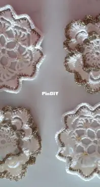 Christmas Tree decoration - Snowflake