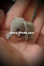 Conni Hartig - Elephant -Free