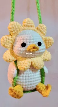 Floret the duckling 