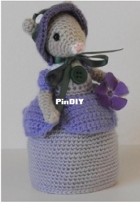 Little Brambles Crochet - Nicola - Periwinkle the mouse