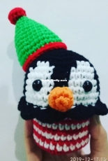 Penguin christmas cupcake