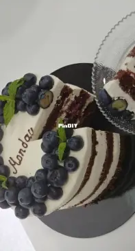 Cherry and chocolate cake with mascarpone and vanilla cream