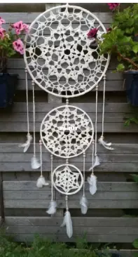 Lindevrouw - Dreamcatchers - Dromenvangers - Dutch - Free