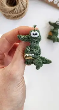 Crochet Pattern By Lily - moi prelesti - Liliya Sharipova - Сrocodile brooch - Russian