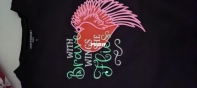 inscription on the shirt - glowing at night