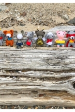 Knitterbees - Just a little critters collection - English