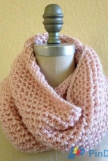 Lael Cowl by Wendy Neal/ Wendy's Knitch-Free