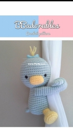 BB Adorables - Isabel R Davenpost - Duck Curtain Tie back - Agarracortinas pato - Spanish - Translated