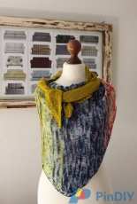 Spring Cleaning Shawl by Julia Riede-Free