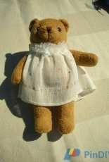Dressed teddy. / nounours habillé