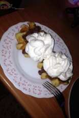 Gofres With chocolate & whipped cream