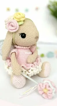 Sarahs Hooks and Loops - Sarah K Wright - Tallulah the flower fairy