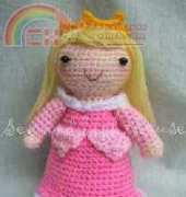 Sea and lighthouse - Kanjana Wanherm - No.93 Aurora Sleeping Beauty - Spanish