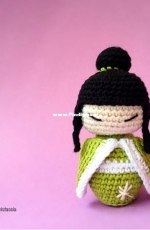 Amigurumistassia - Laura Alonso - Hana the Kokeshi - Spanish - Free