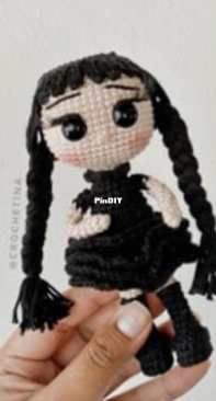 Crochetina - Paulina Cáceres - Merlina - Spanish
