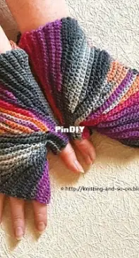 Knitting and So On - Sybil R - Sparkler Mitts - Free