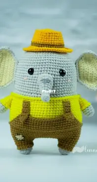Lennutas - Nutas Nguyen  - Elephant the Farmer - Elefante Fazendeiro - Portuguese - Translated-