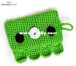 Adorably kawaii - Amanda Maciel - Crochet Octopus Phone Cozy DIY - Free