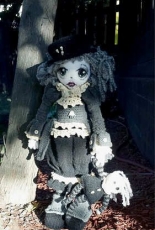 Deena Thomson-Menard's Drusilla and Raven doll pattern