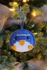 Spin a Yarn Crochet - Jillian Hewitt - Penguin Ornament - Free