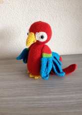 Puck the parrot
