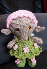 Laura Tegg- Weebee Big Head Flower Fairy Baby Doll-Free