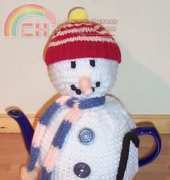 Frosty the Snowman Tea Cosy 2 by Knitting On The Net-Free