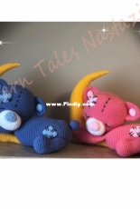 Yarn Tales Nastazia - Baby bear sleeping on the moon