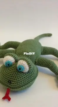 Amigurumi Lagarto Oscar Grande