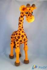 Halline - Halina Krapková - April giraffe
