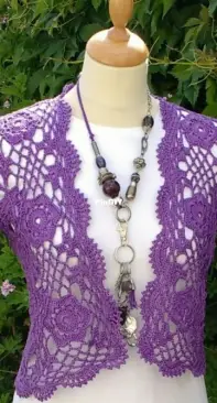 Design by Sonya - Sonya Gibbons - ladies crochet shrug (sizes 30"-44")