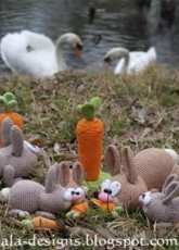 Mala Designs - Mandy Herrmann - Bunny family - Dutch- Translated