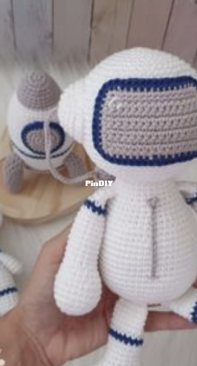 Lamuca Atelie - Debora Alves - Astronaut Amigurumi Kit - Kit Astronauta Amigurumi - Portuguese