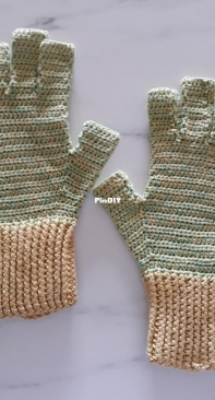 Winter fingerless gloves