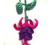 Meli Bondre - Camelia Shanahan - Fuchsia Crochet Pattern - Free