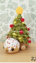 Delinlea - Danielle - Gingerbread Man with a Christmas Tree on His Back - Christmas CAL 2019 - Free