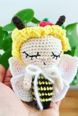 Little honey bee