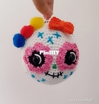 meeCrochet - Sabi Meenen - Dia de los Muertos Skull Ornament -  Free