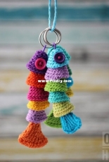 Olino Hobby - Fish Keychain - English and Russian