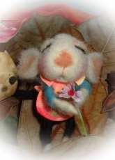 Little mouse in love-felted wool-