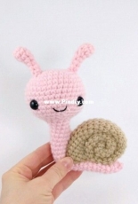 Affordable Cuteness - Theresas Crochet Shop - Theresa Grey / Kicher - Crocheted Sally the Snail