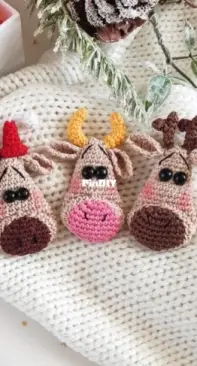 Crochet Pattern By Lily - Moi Prelesti - Liliya Sharipova - Deer and Cow  brooch