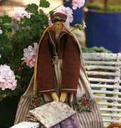 Polly's Keepsakes- Beaatrice Miranda